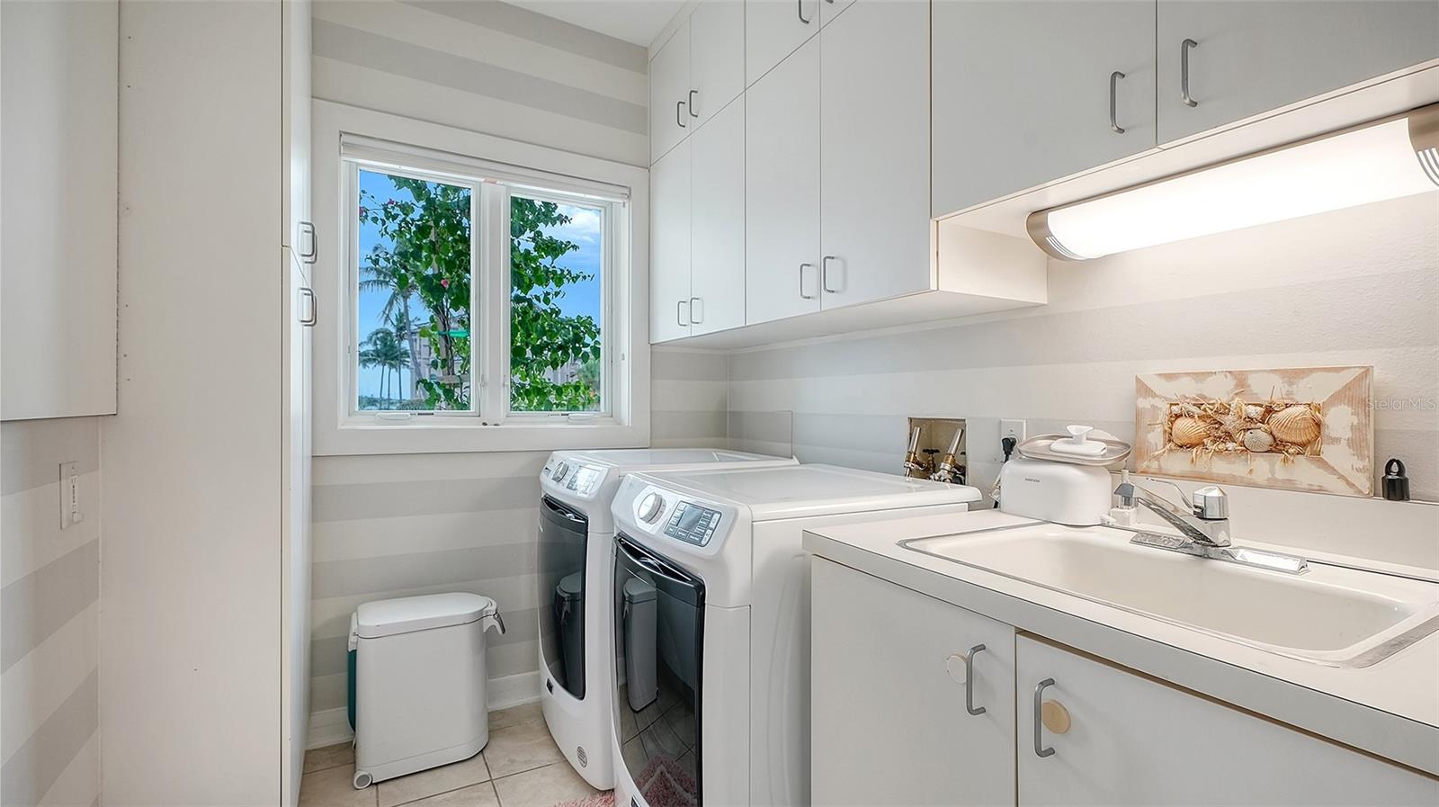 A4702151 Property Photo