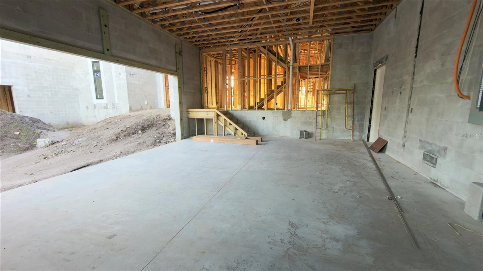 A4702153 Property Photo