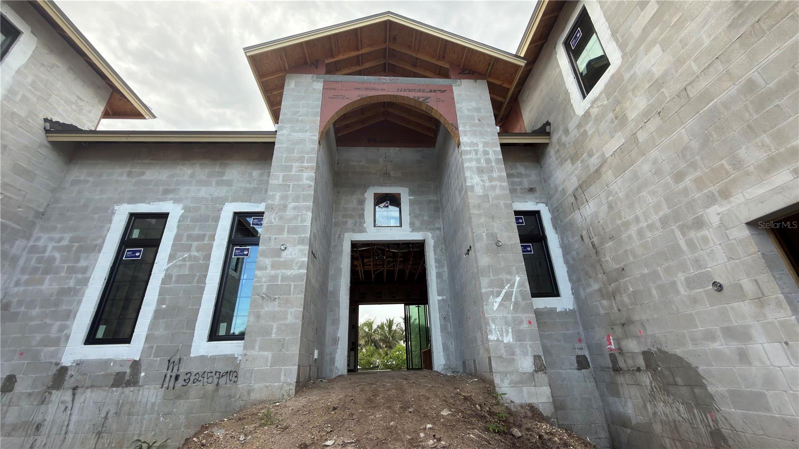 A4702153 Property Photo