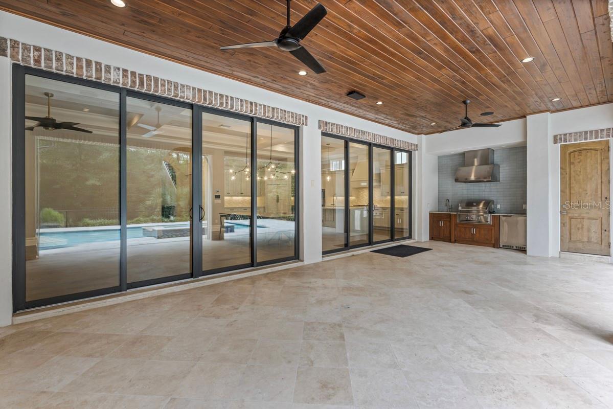 O6431116 Property Photo