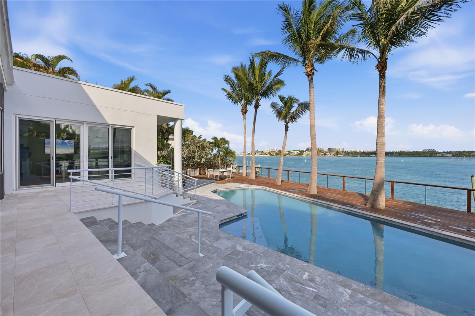 A4702218 Property Photo