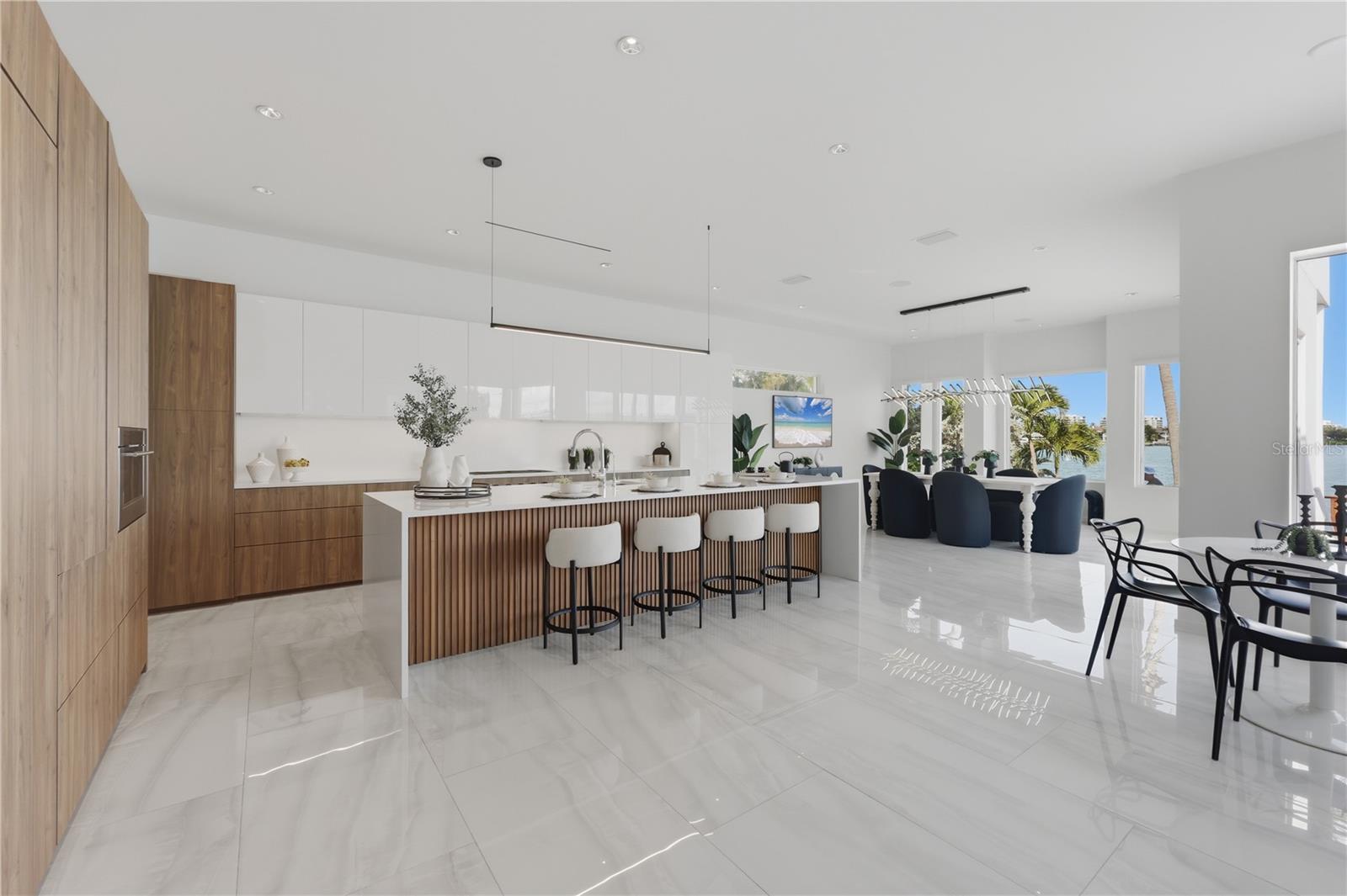 A4702218 Property Photo