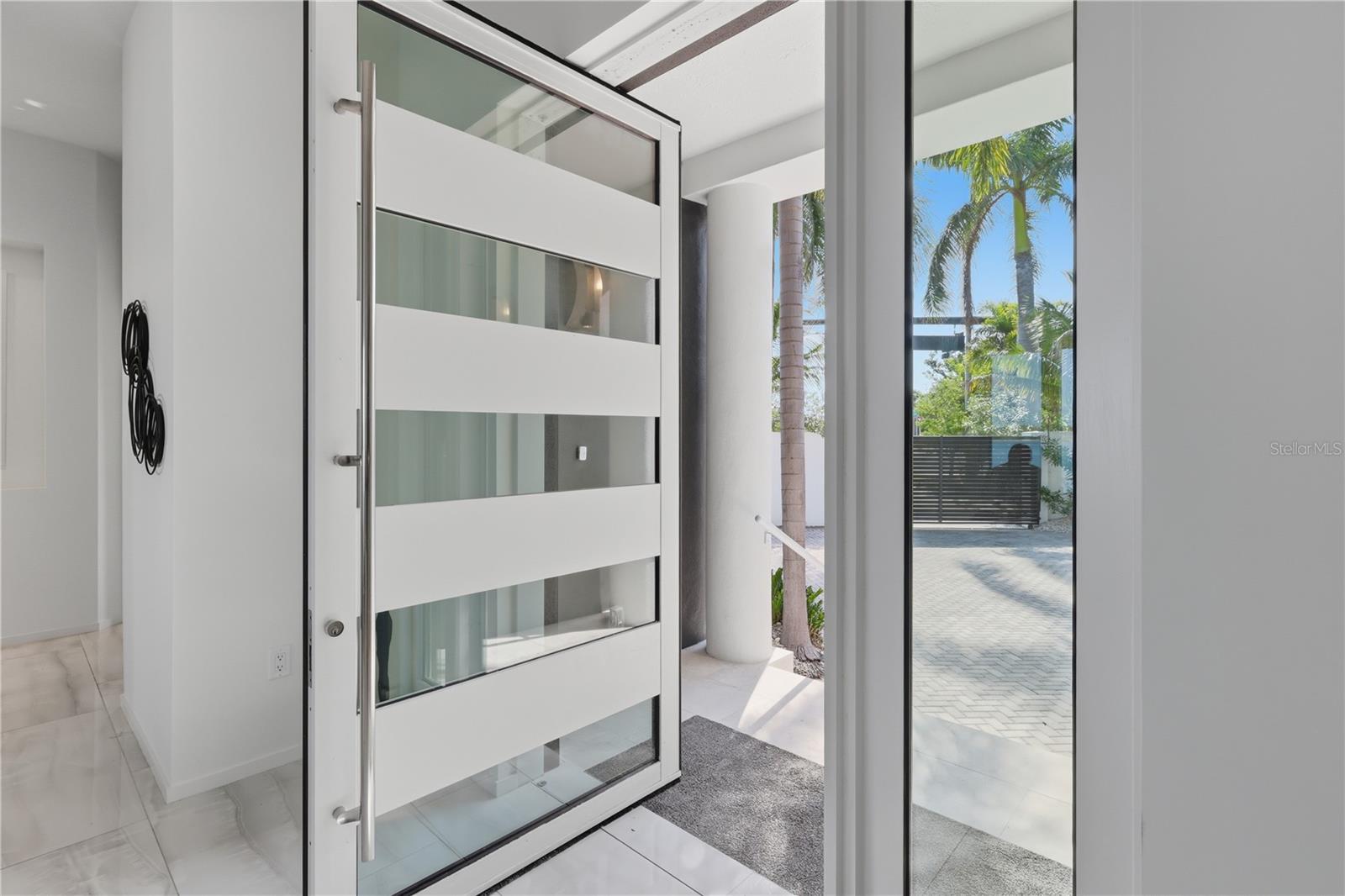 A4702218 Property Photo