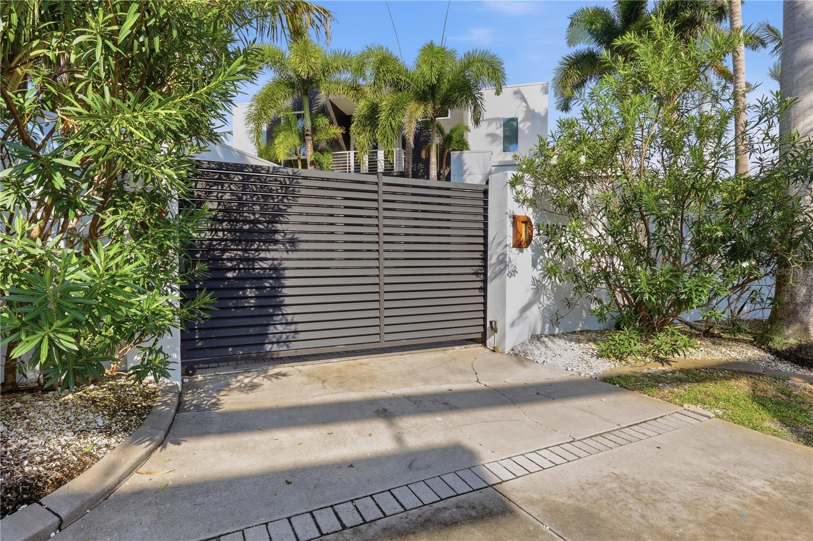 A4702218 Property Photo