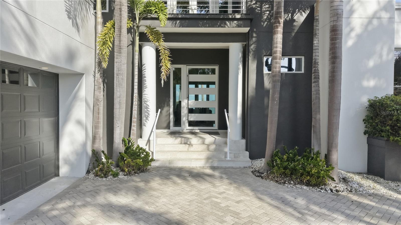 A4702218 Property Photo