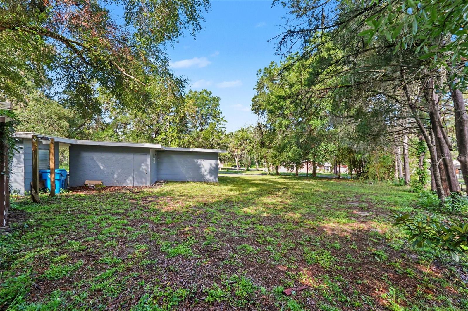 TB8536424 Property Photo