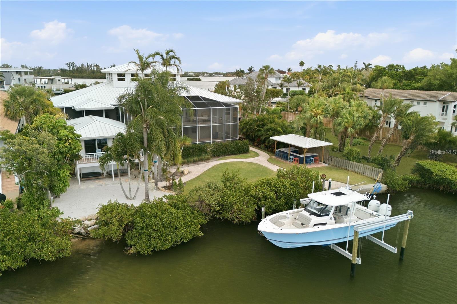 A4702241 Property Photo
