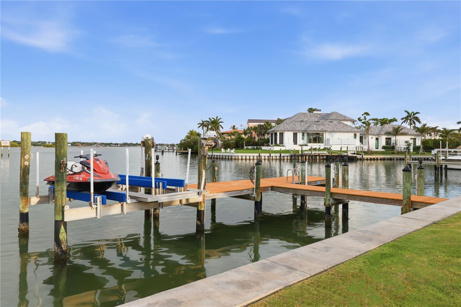 A4702241 Property Photo
