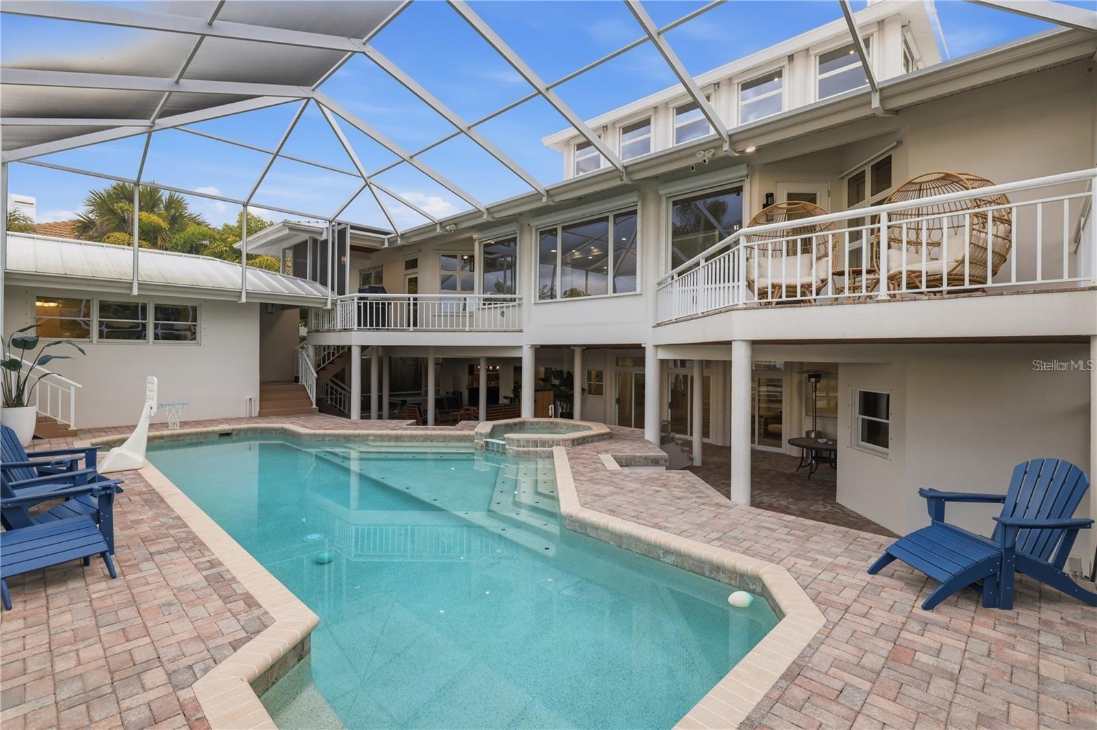 A4702241 Property Photo