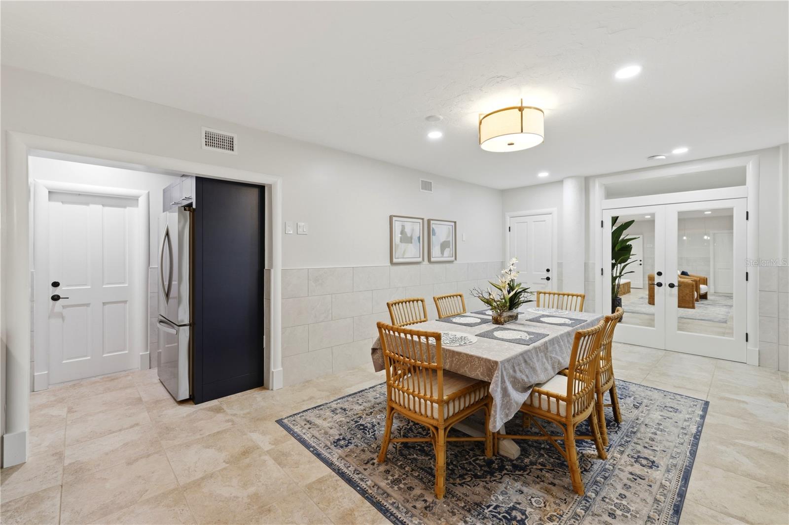 A4702241 Property Photo