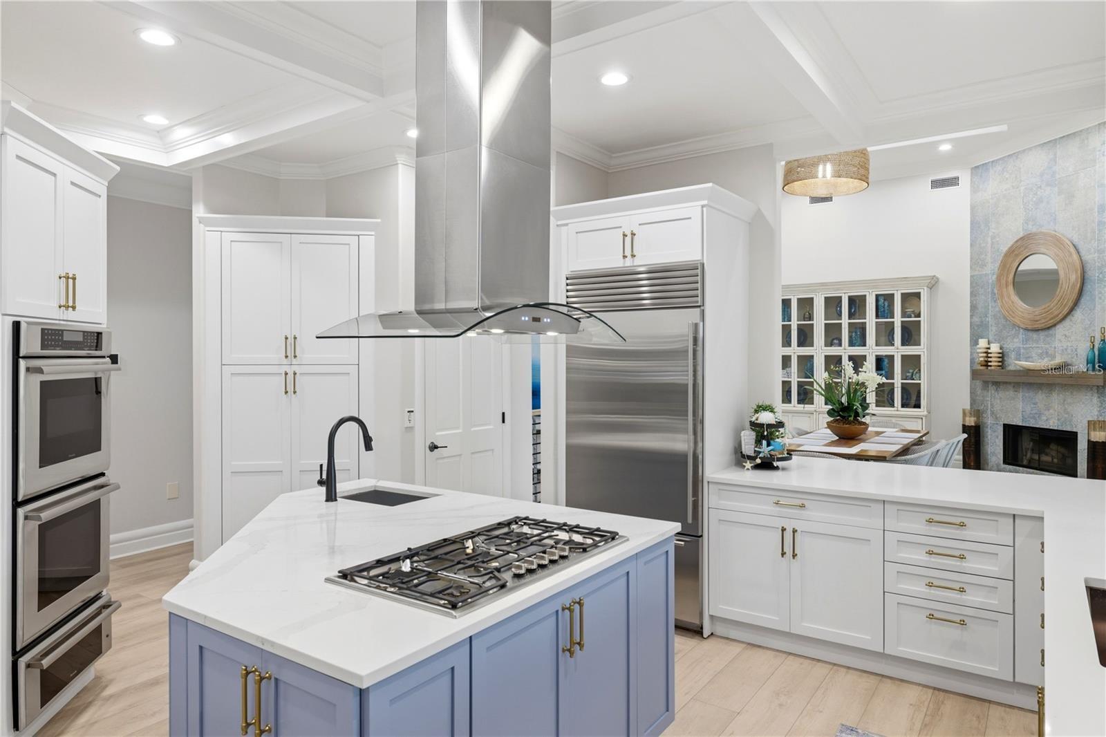 A4702241 Property Photo