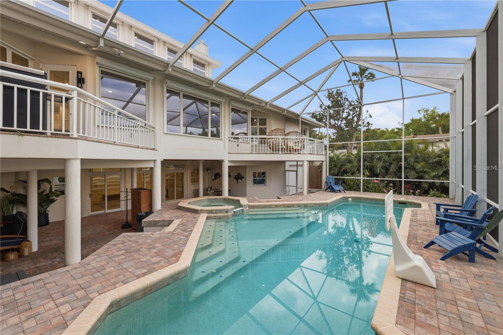 A4702241 Property Photo