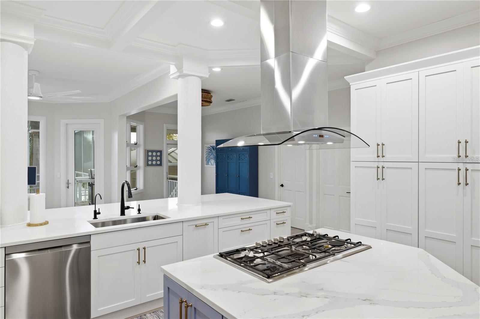 A4702241 Property Photo