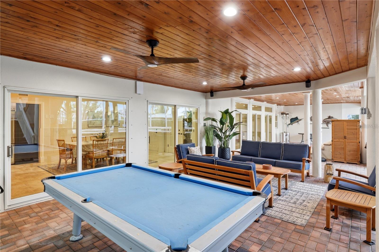 A4702241 Property Photo