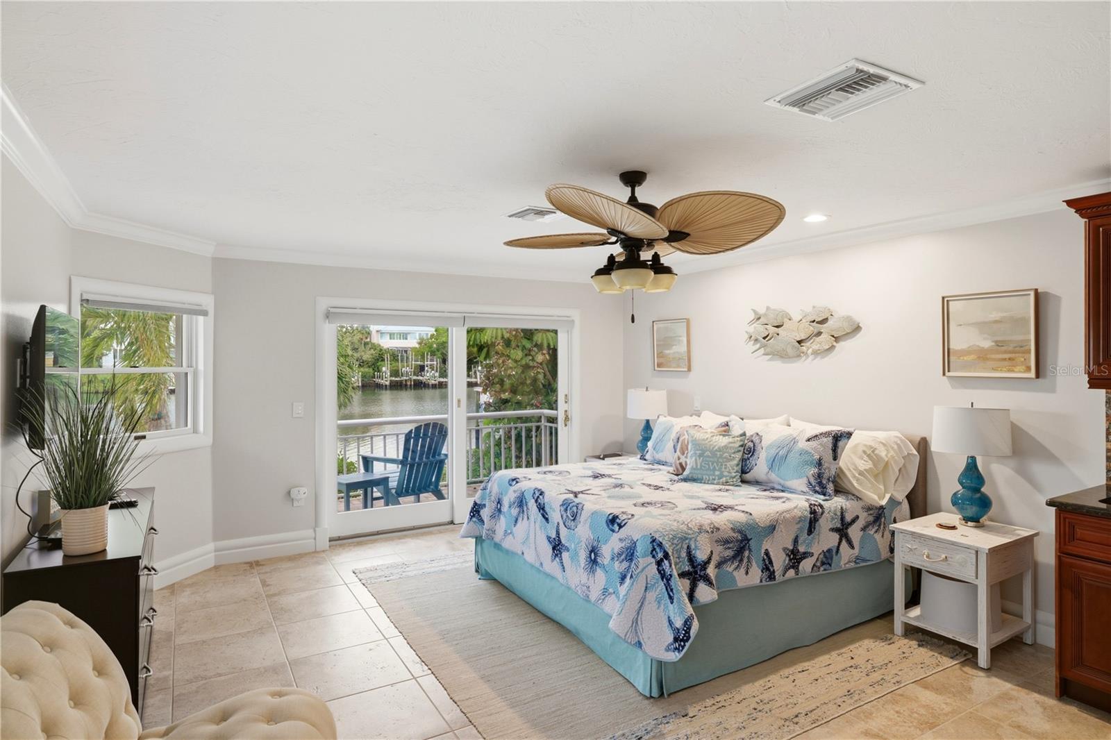 A4702241 Property Photo