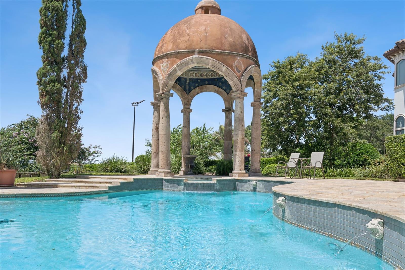 O6431426 Property Photo