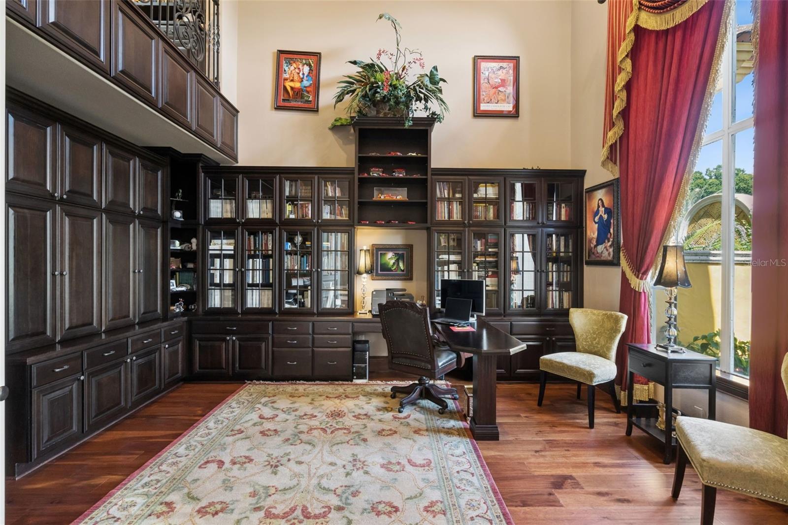 O6431426 Property Photo