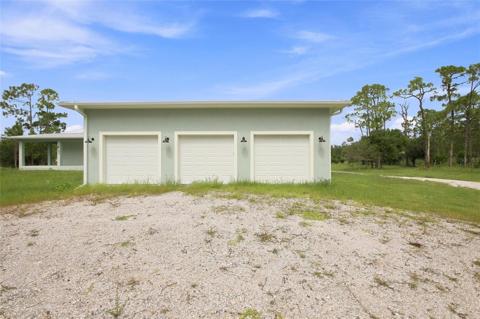 A4702274 Property Photo