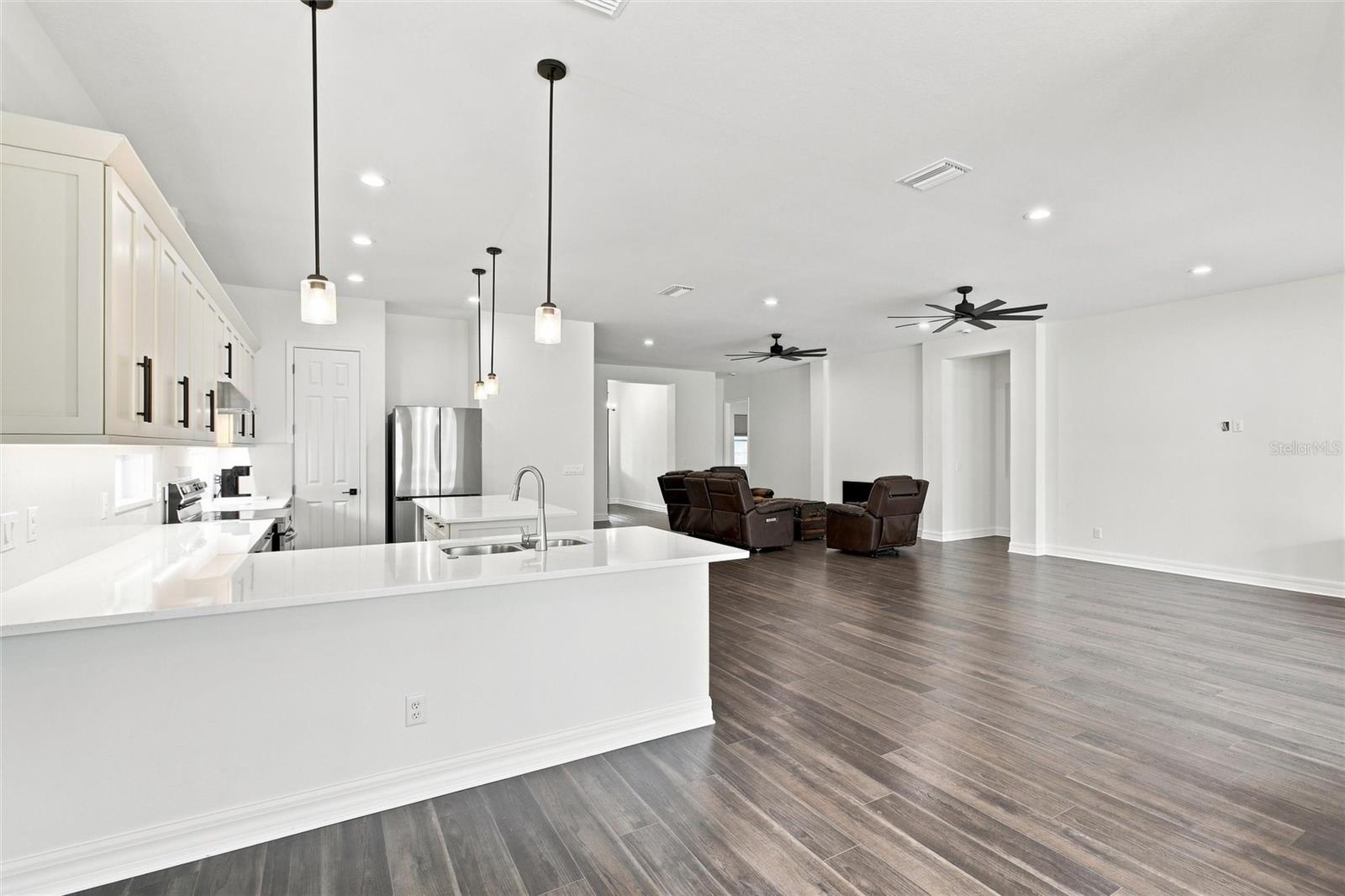A4702274 Property Photo