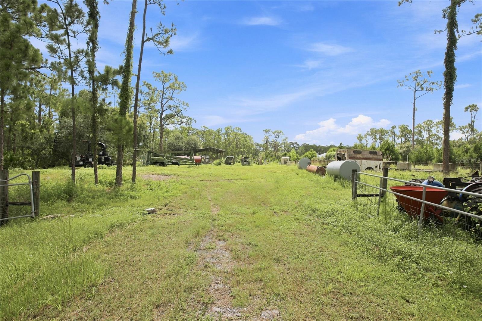 A4702274 Property Photo