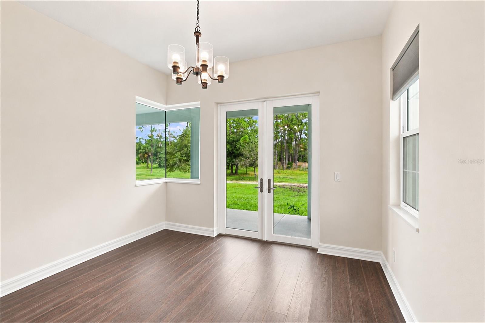 A4702274 Property Photo