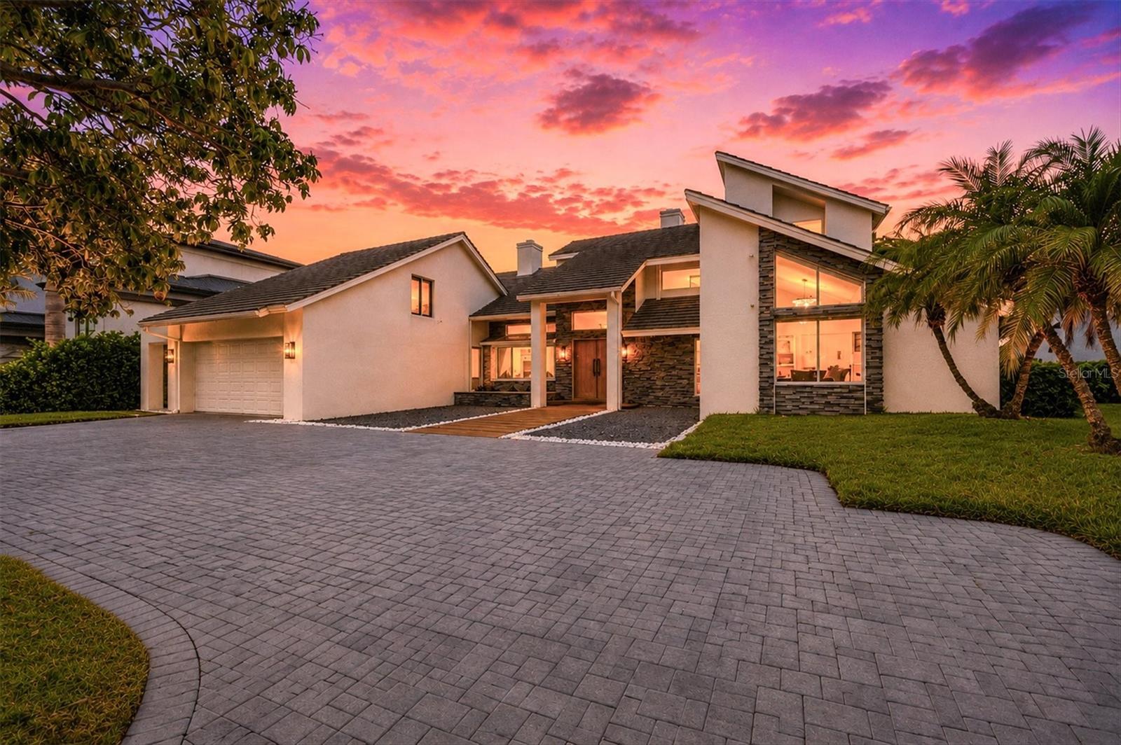 A4702281 Property Photo