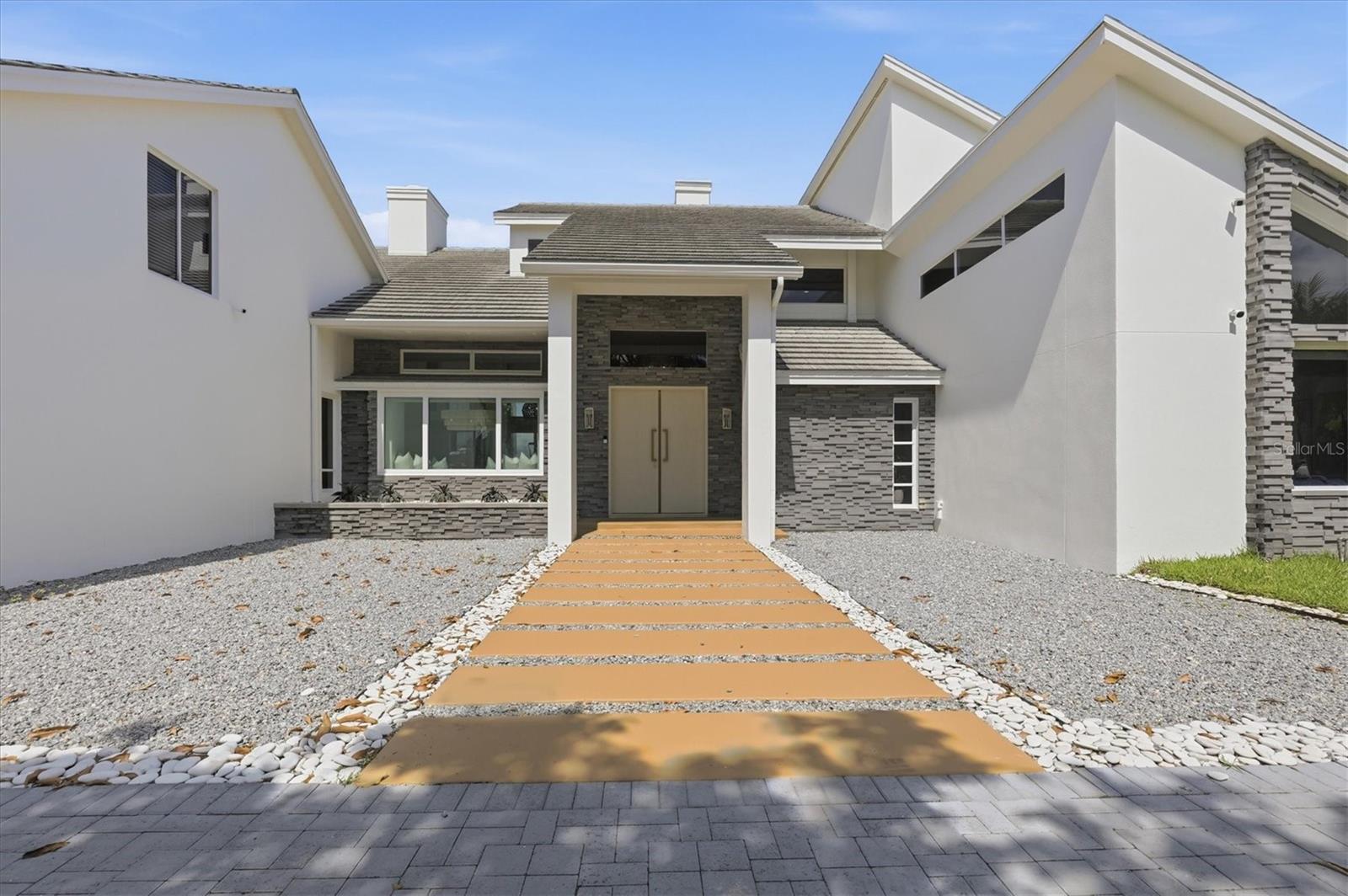 A4702281 Property Photo