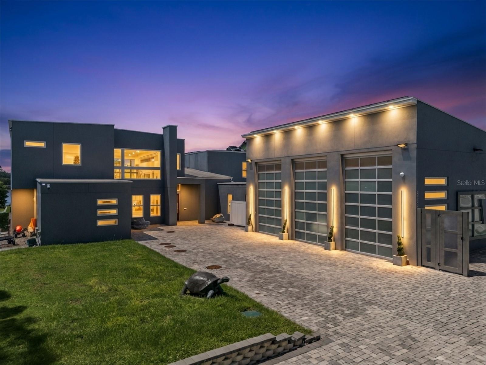 O6432145 Property Photo