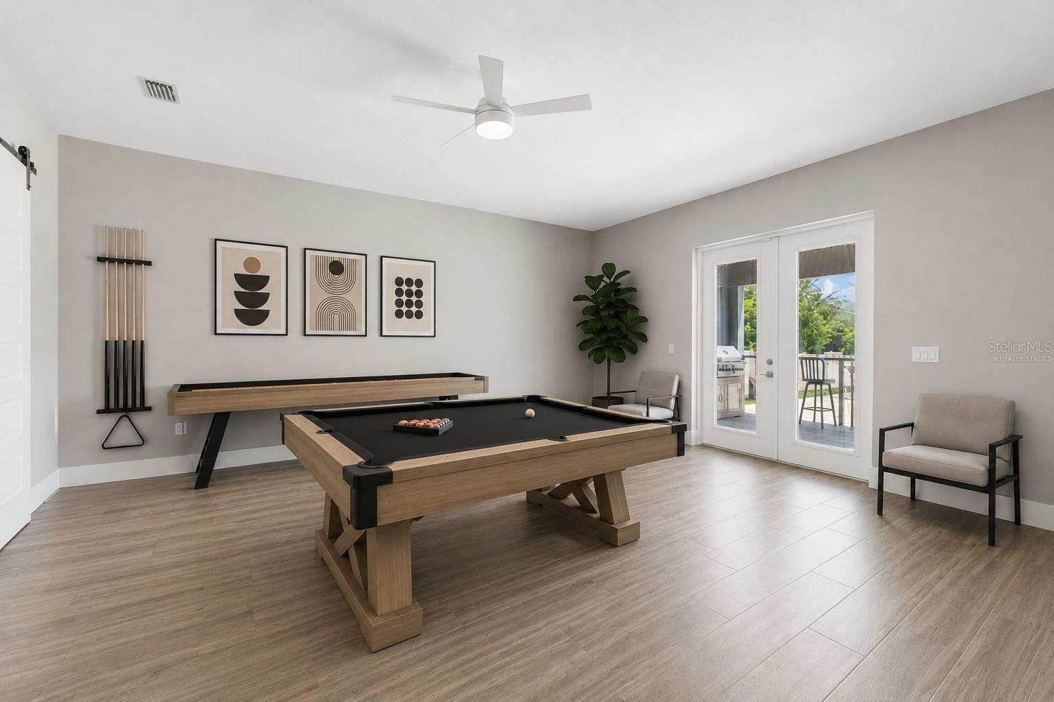 O6432145 Property Photo