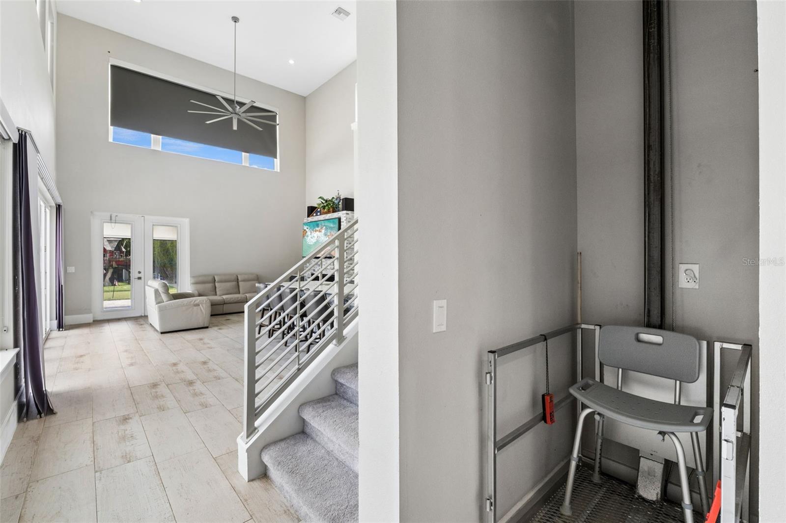 O6432145 Property Photo