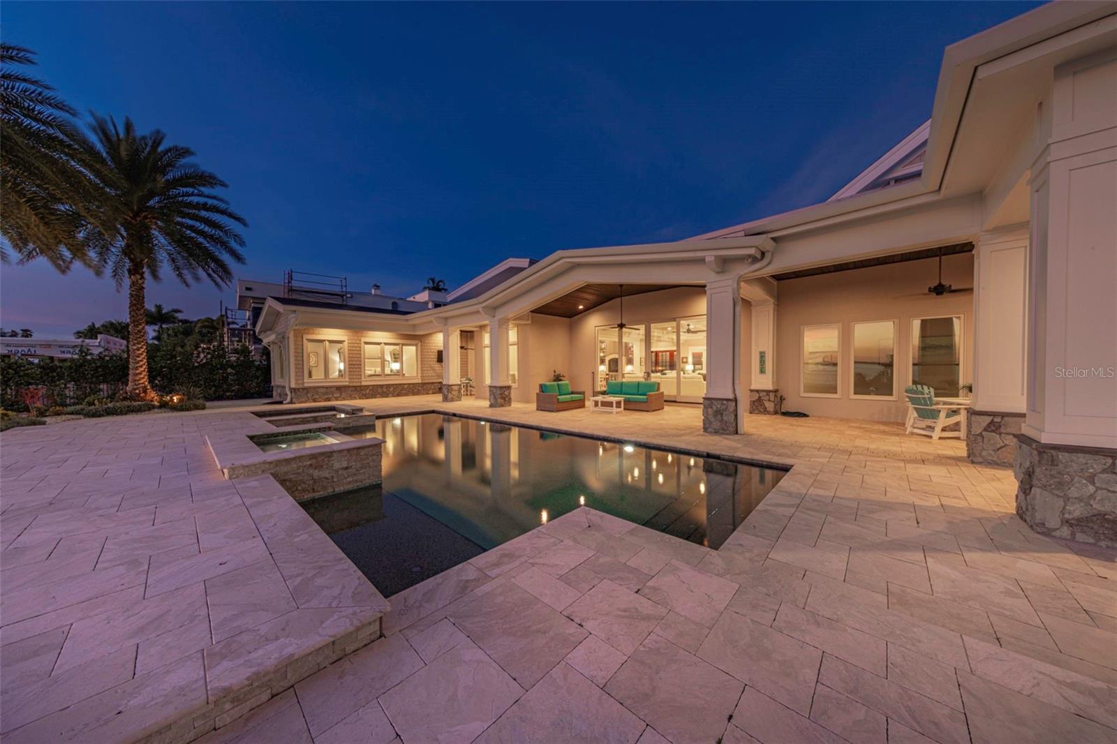 O6432620 Property Photo