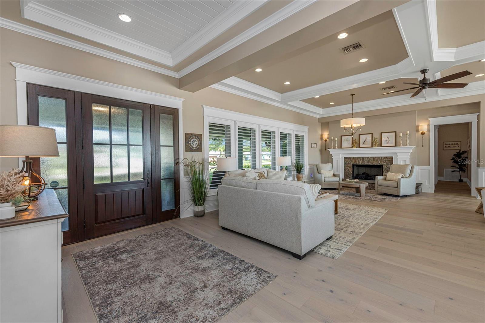 O6432620 Property Photo
