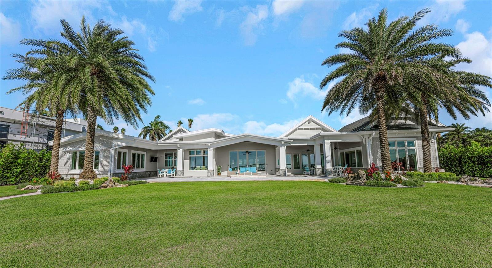 O6432620 Property Photo
