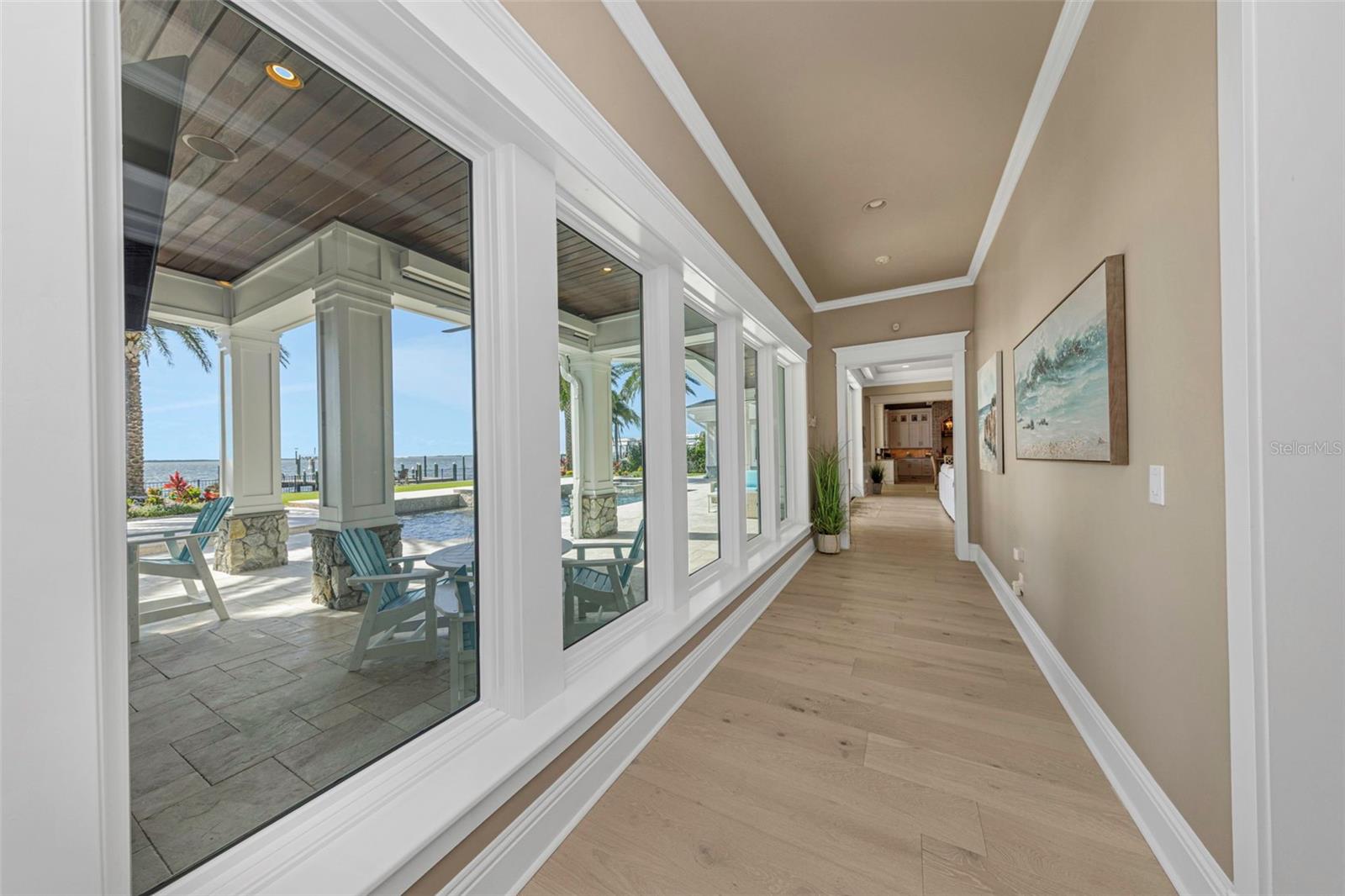 O6432620 Property Photo