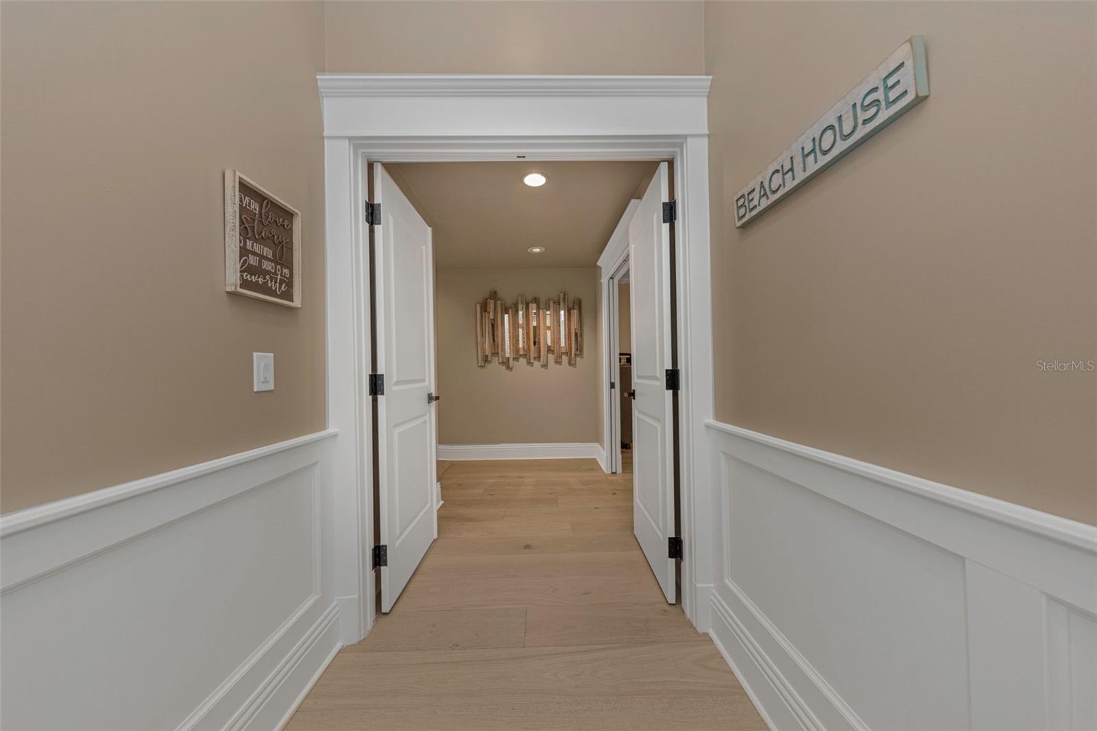 O6432620 Property Photo