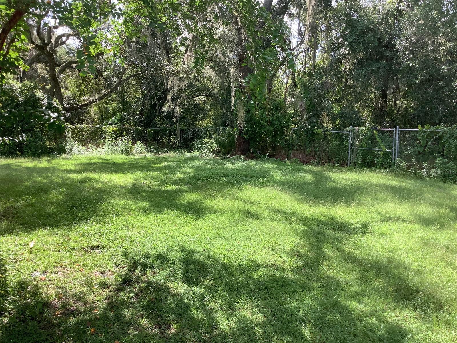 TB8538215 Property Photo