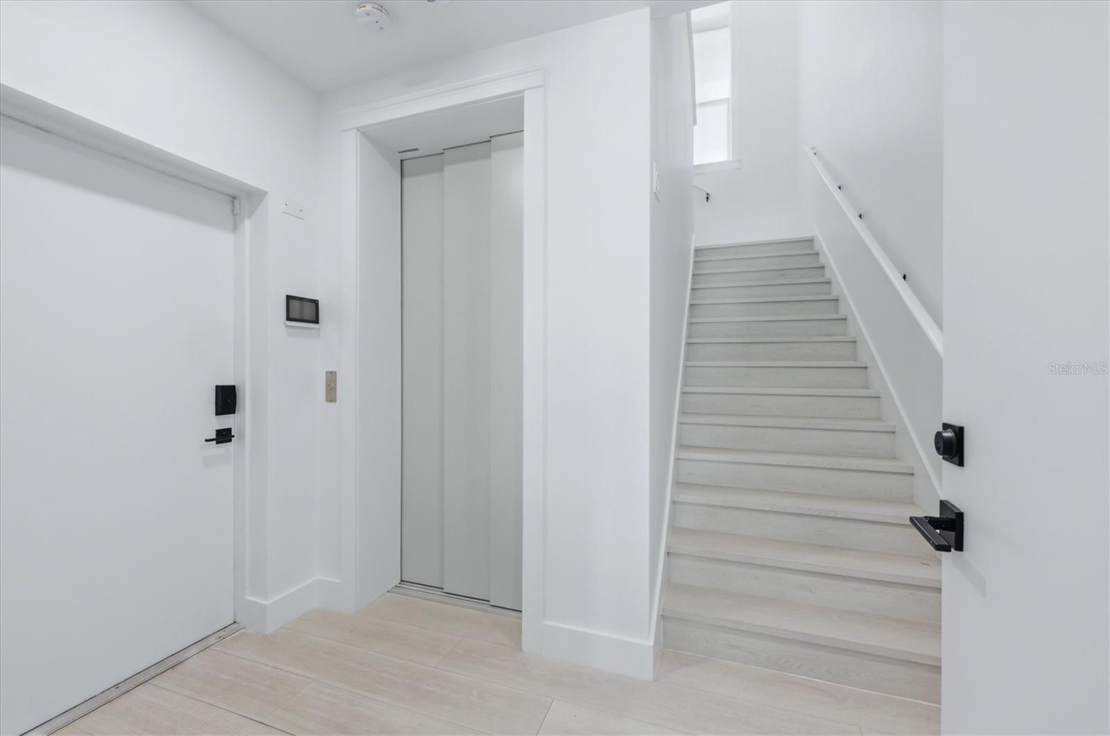 A4702873 Property Photo