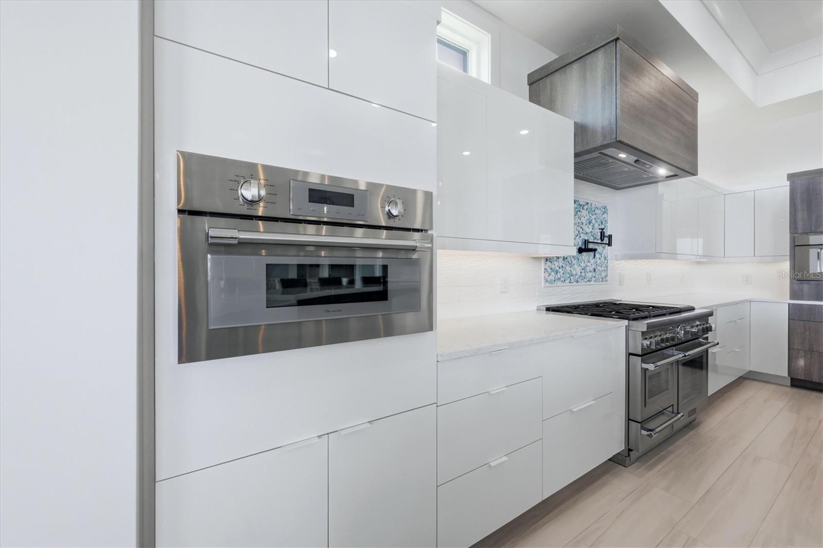 A4702873 Property Photo