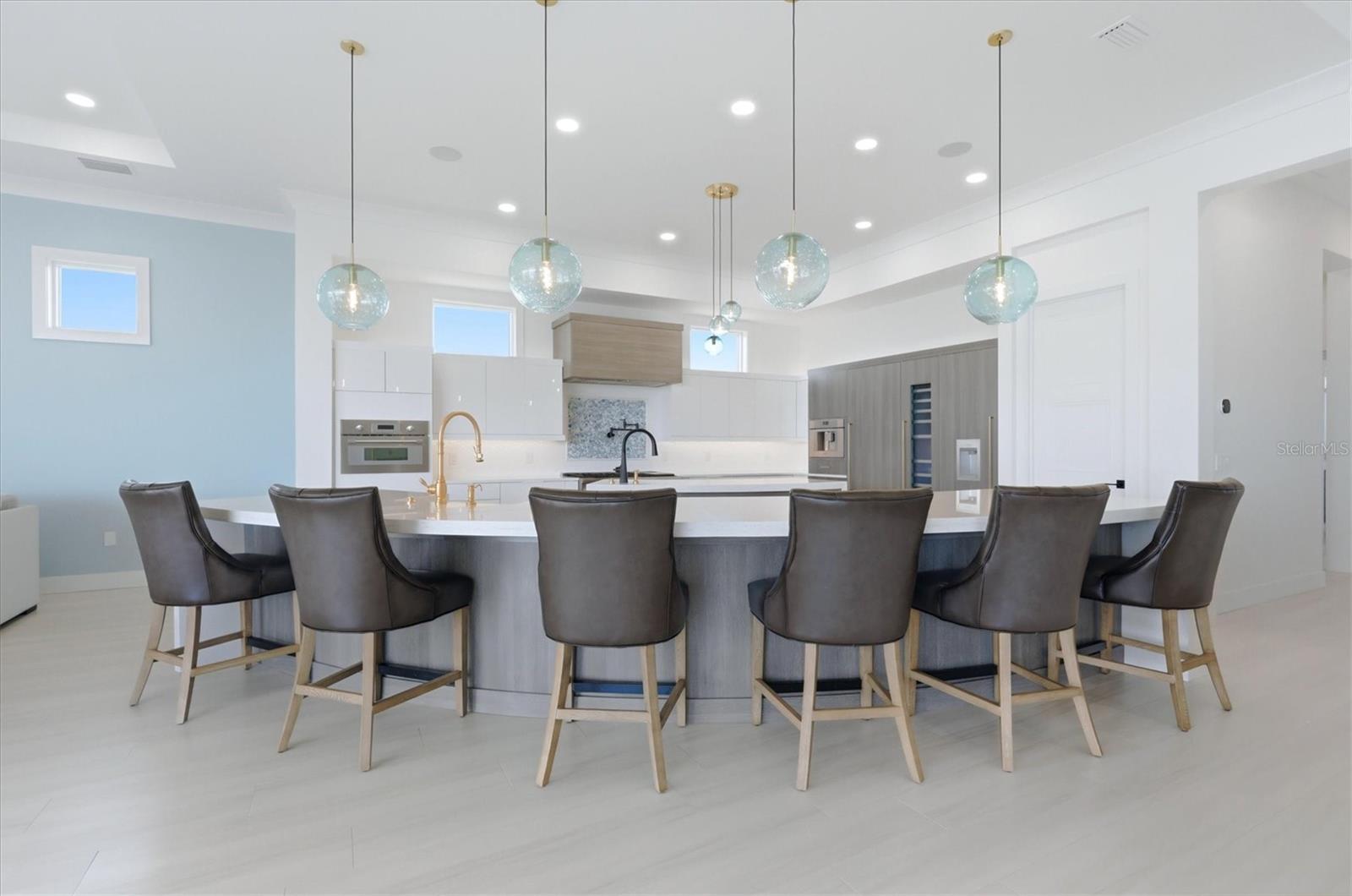 A4702873 Property Photo