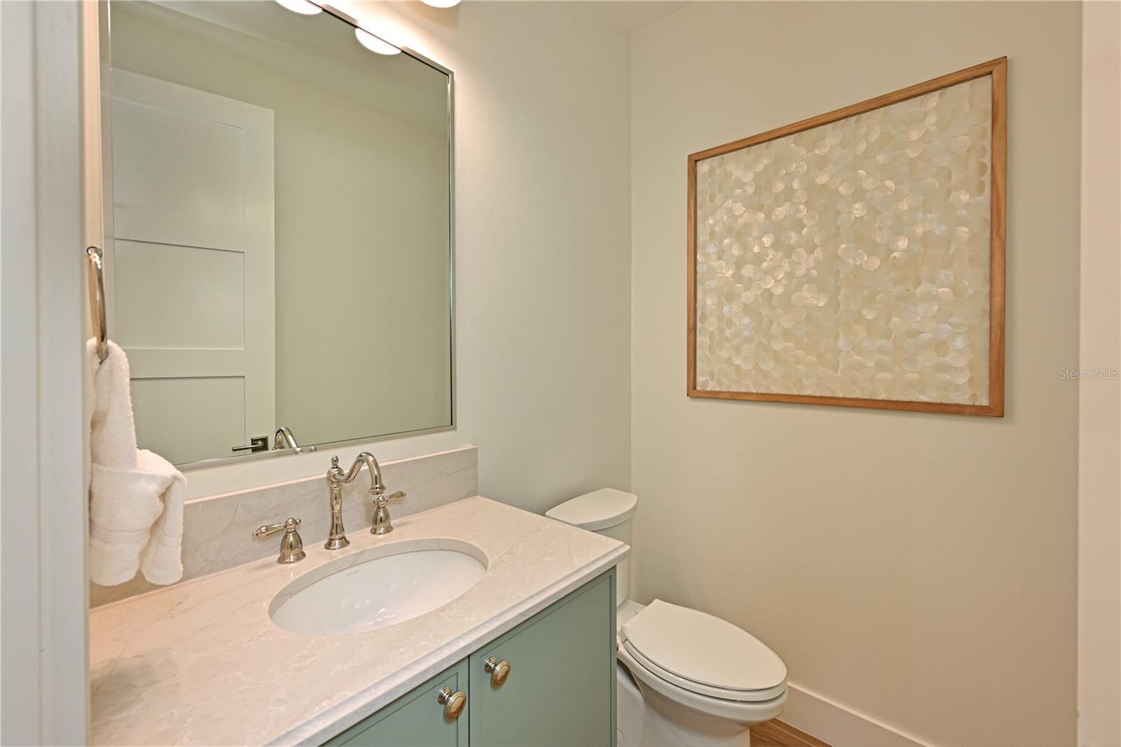 A4702886 Property Photo