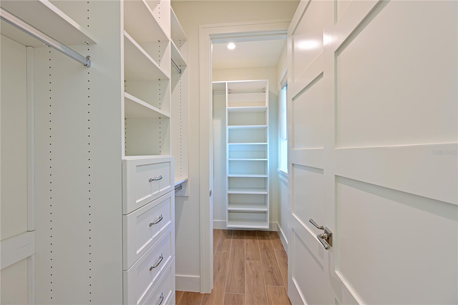 A4702886 Property Photo
