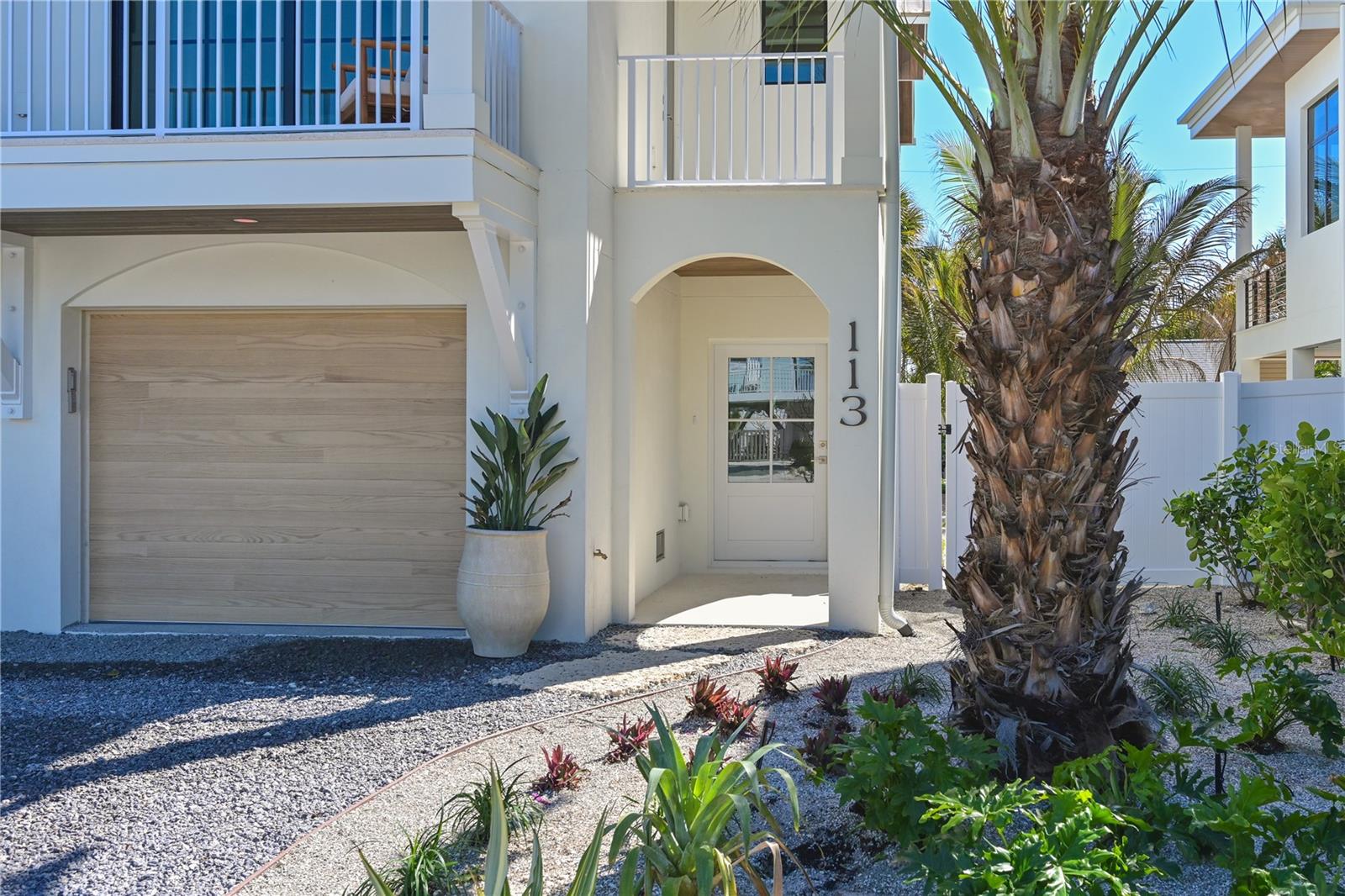 A4702886 Property Photo