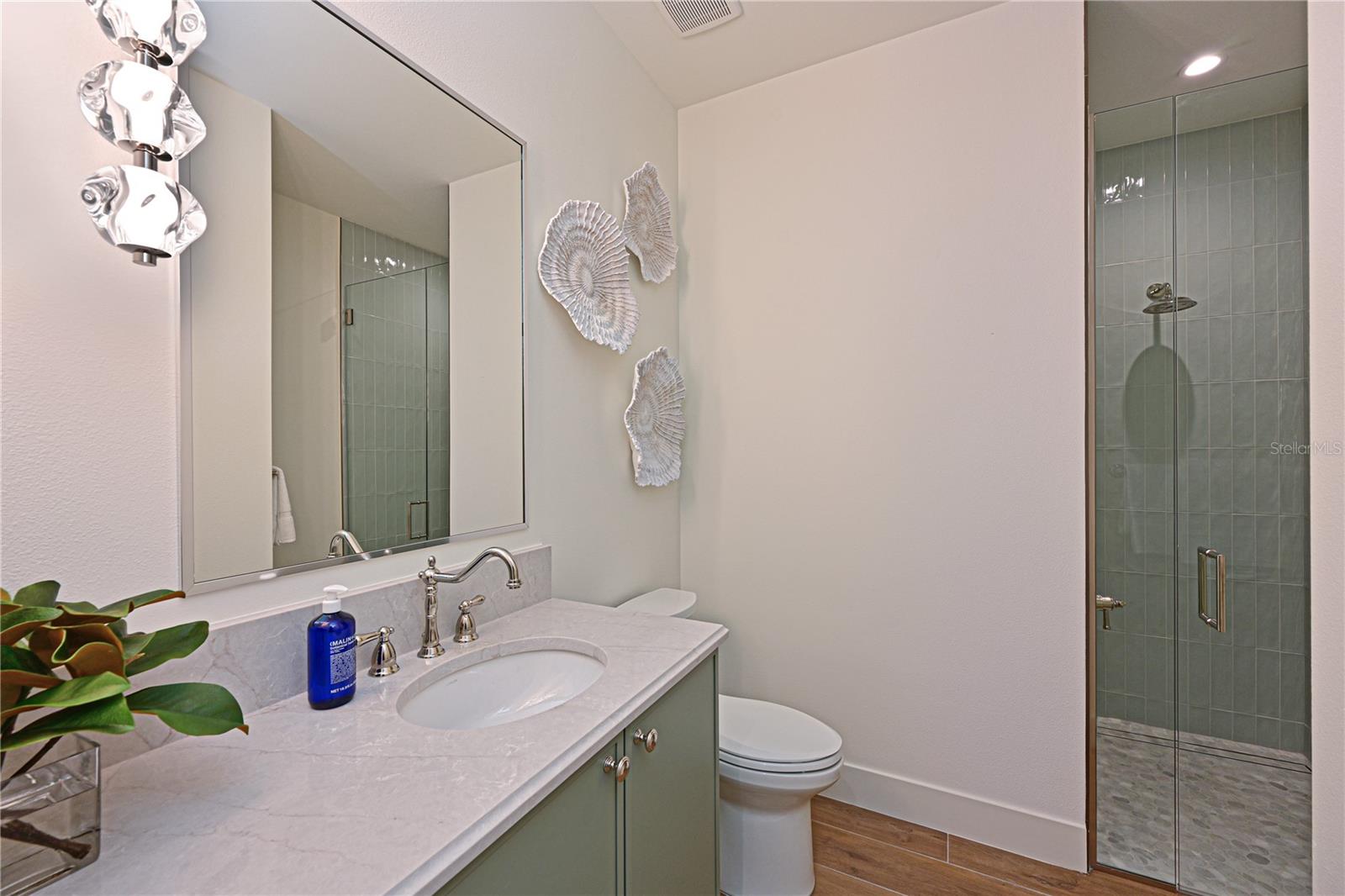 A4702886 Property Photo