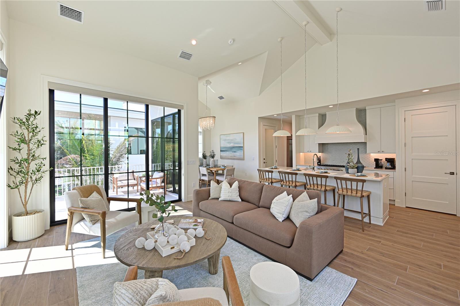 A4702886 Property Photo