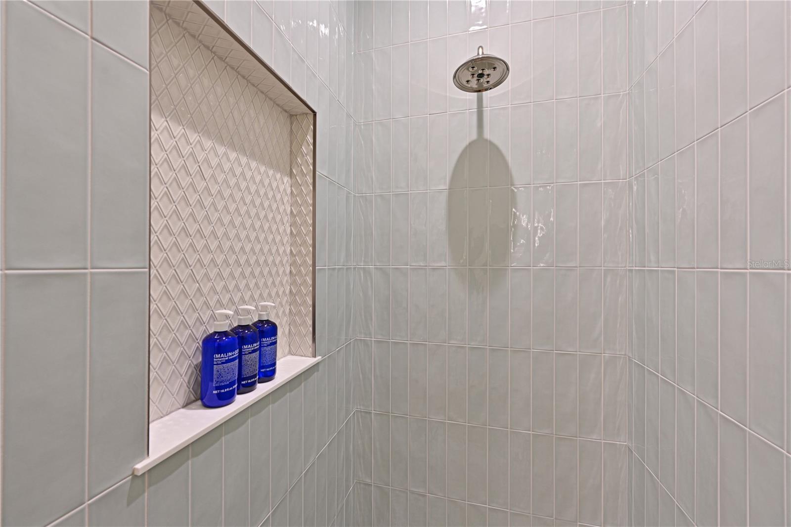 A4702886 Property Photo