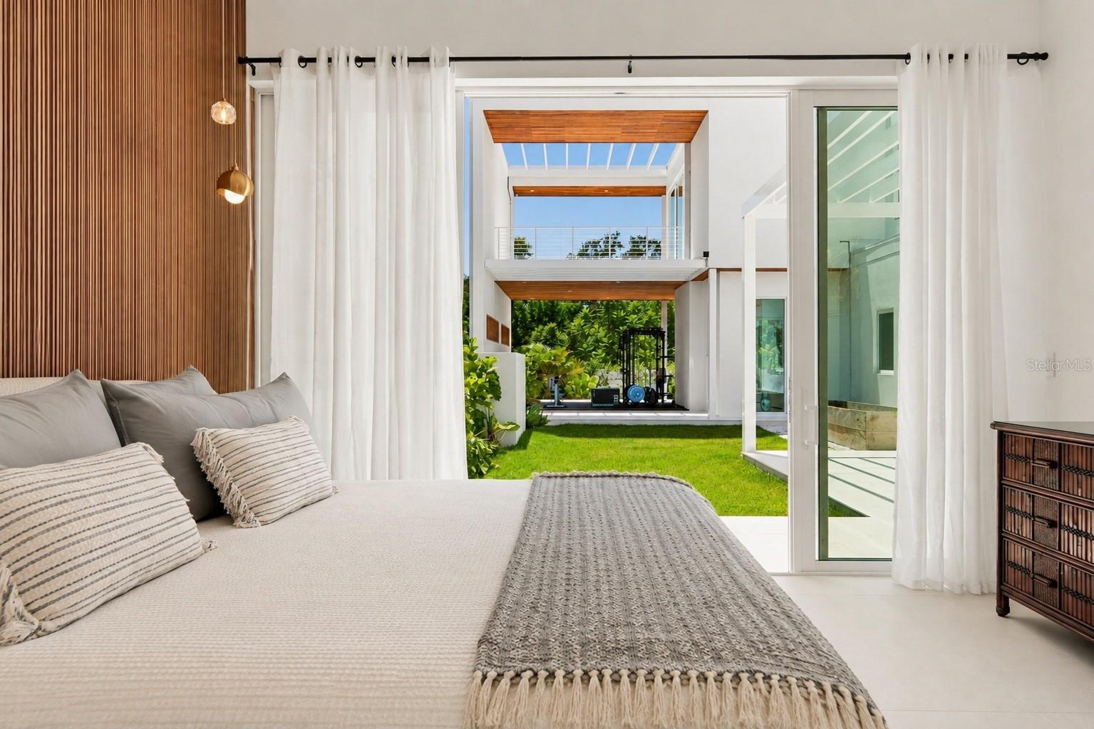 A4703037 Property Photo
