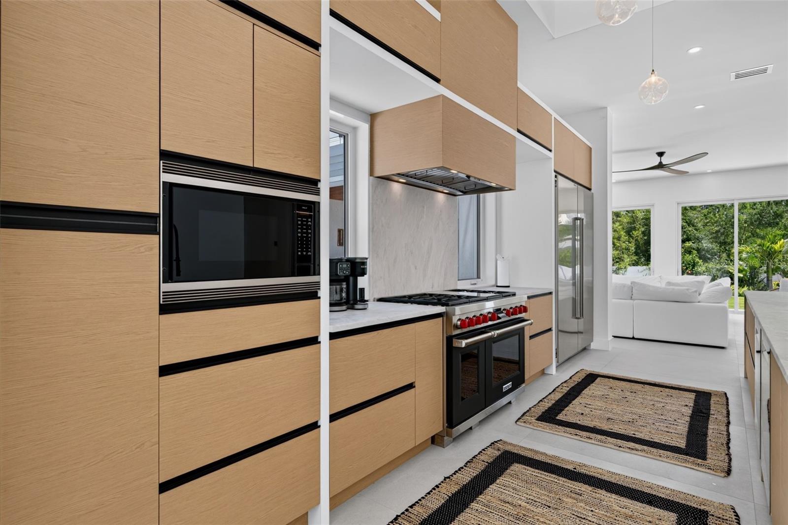 A4703037 Property Photo