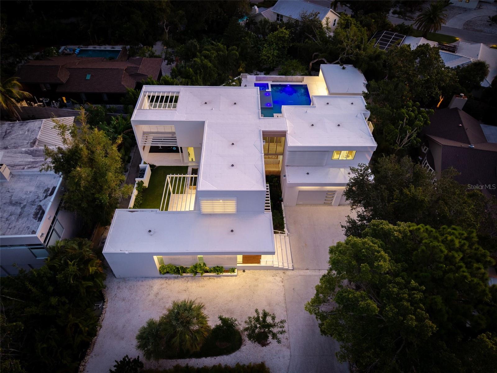 A4703037 Property Photo