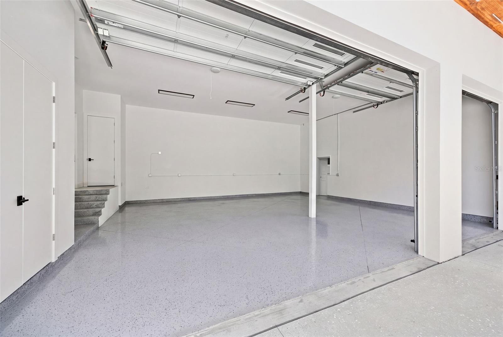 A4703037 Property Photo