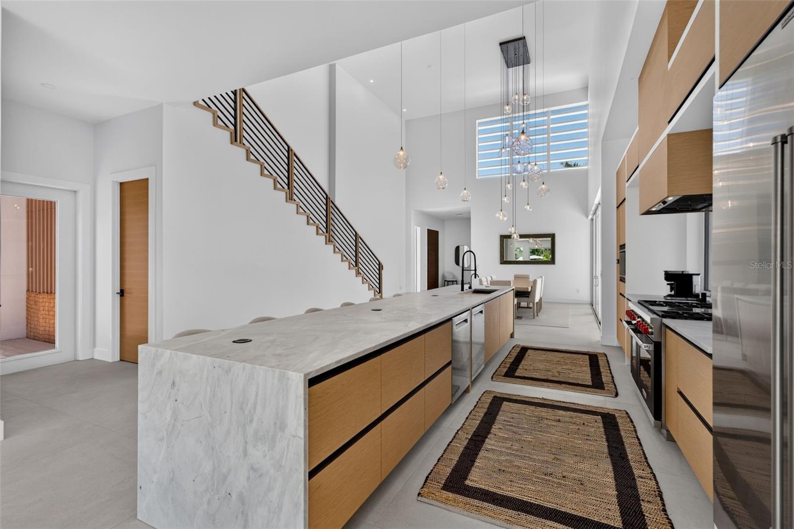 A4703037 Property Photo